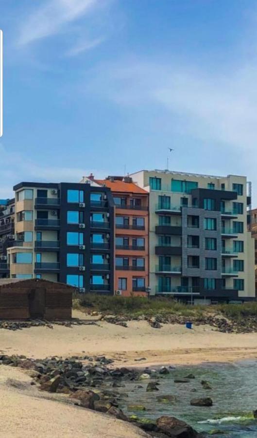 Sunshine Apartment Pomorie Exterior photo